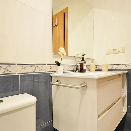 Galihost - Maravilloso En Lejlighed