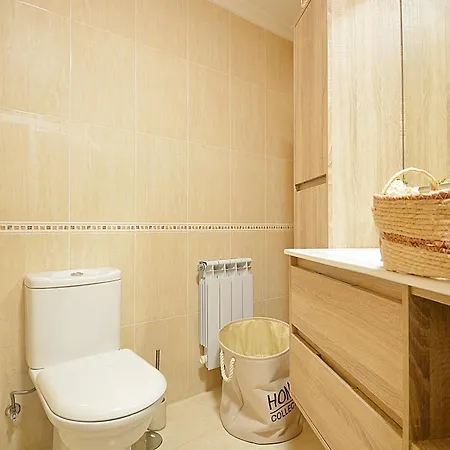 Galihost - Maravilloso En Lejlighed *